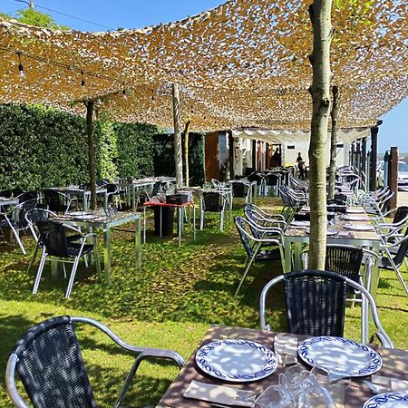 Hostal Restaurante Parajes Castropol Dış mekan fotoğraf