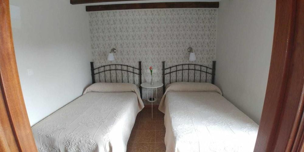 Hostal Restaurante Parajes Castropol Dış mekan fotoğraf