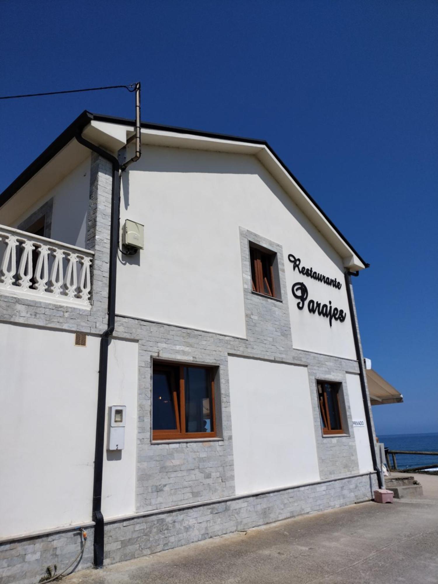 Hostal Restaurante Parajes Castropol Dış mekan fotoğraf